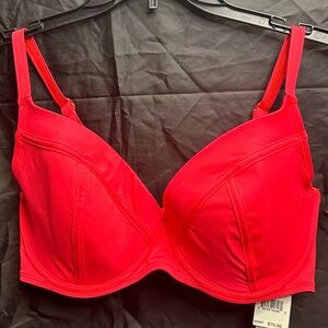 NWT! LA BLANCA Bikini top. Size 36E